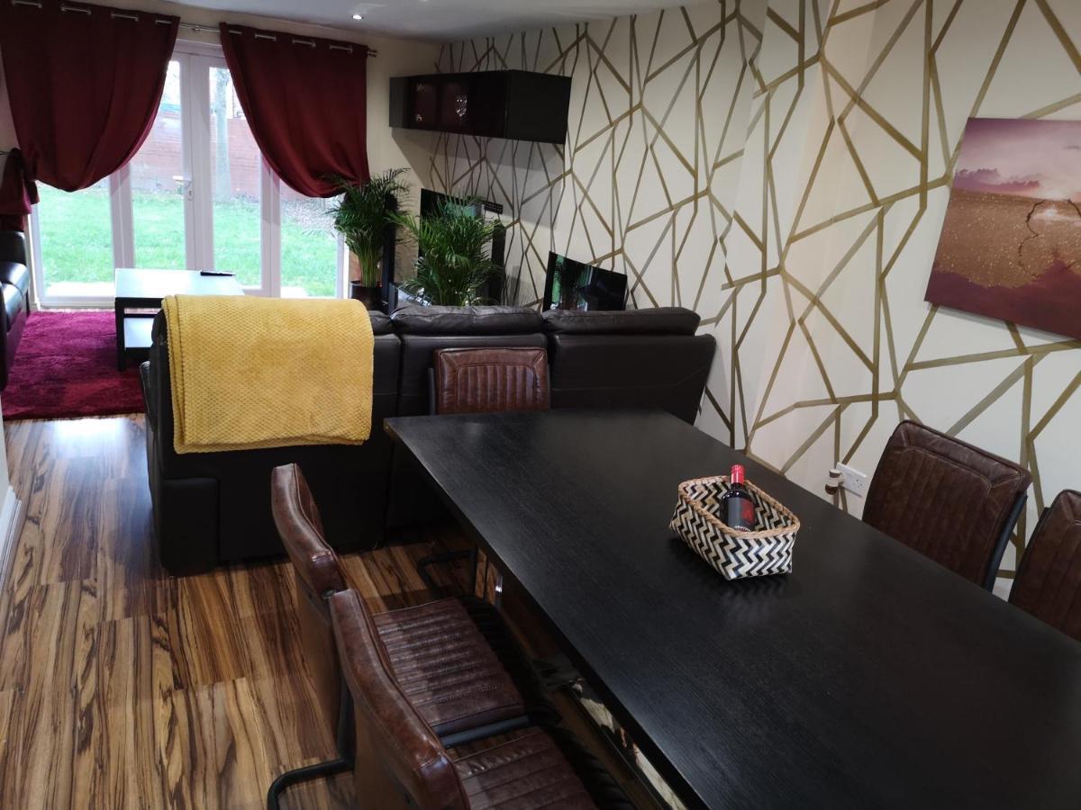 Nightingale Gardens - 4 Bed Detached House - Manchester Leilighet Eksteriør bilde